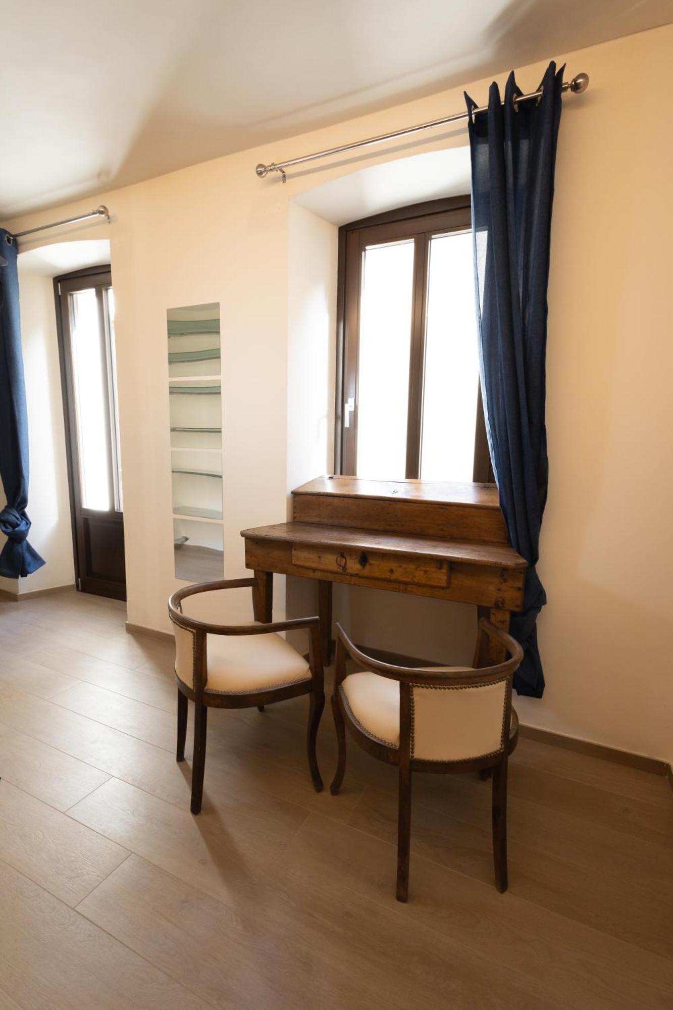 Maison Aubert In Centro Storico อาออสตา ภายนอก รูปภาพ