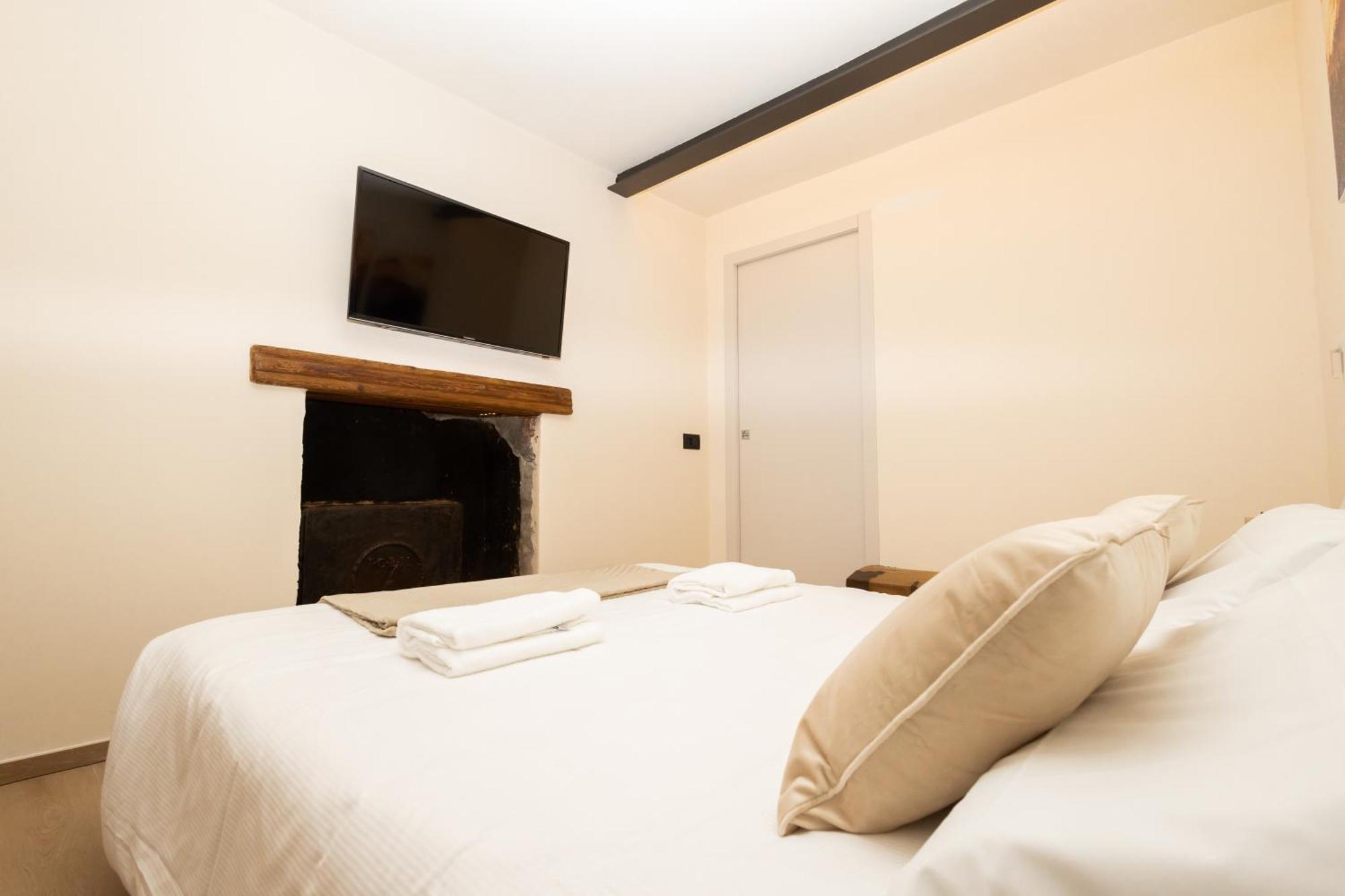 Maison Aubert In Centro Storico อาออสตา ภายนอก รูปภาพ