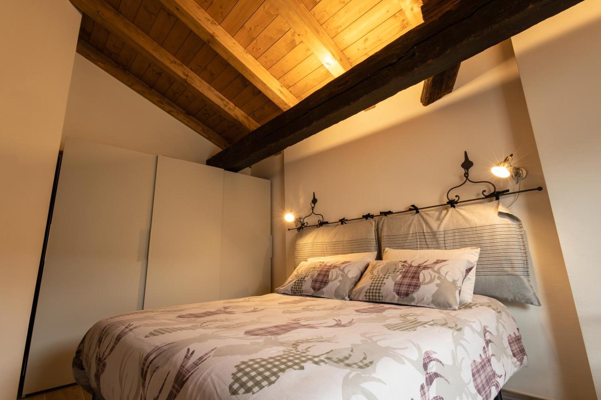 Maison Aubert In Centro Storico อาออสตา ภายนอก รูปภาพ